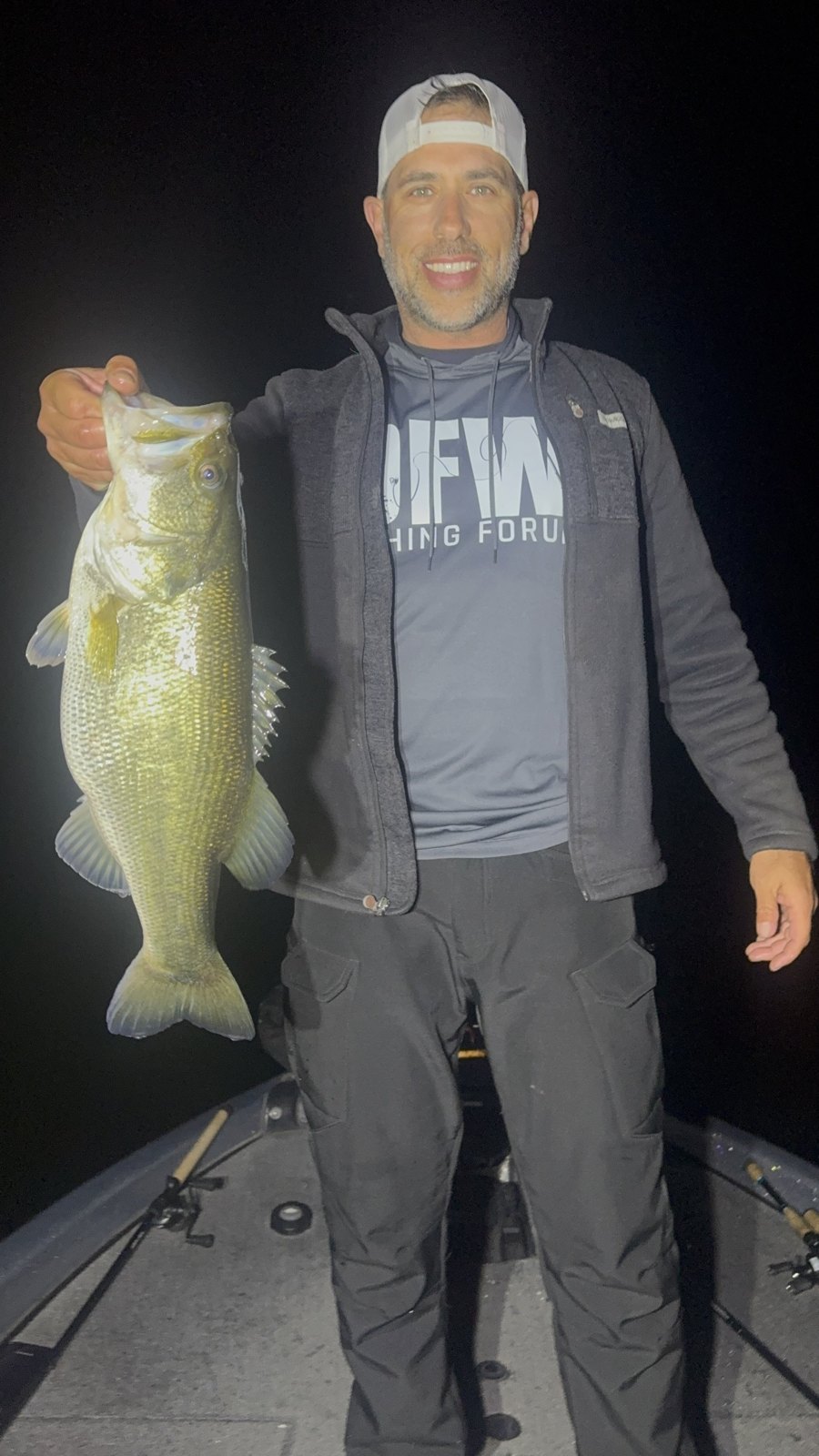 Largemouth Bass · 5 lbs 13 oz