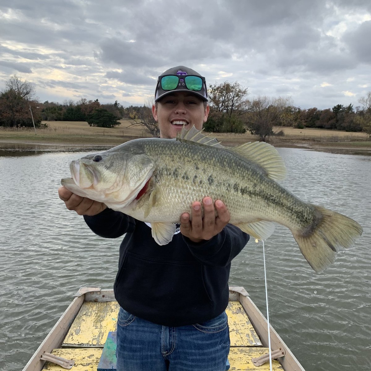 Largemouth Bass — 10 lbs