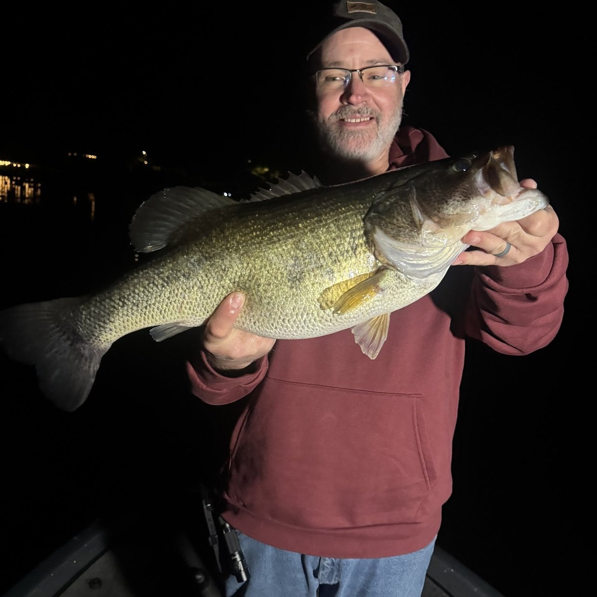 Largemouth Bass — 6 lbs