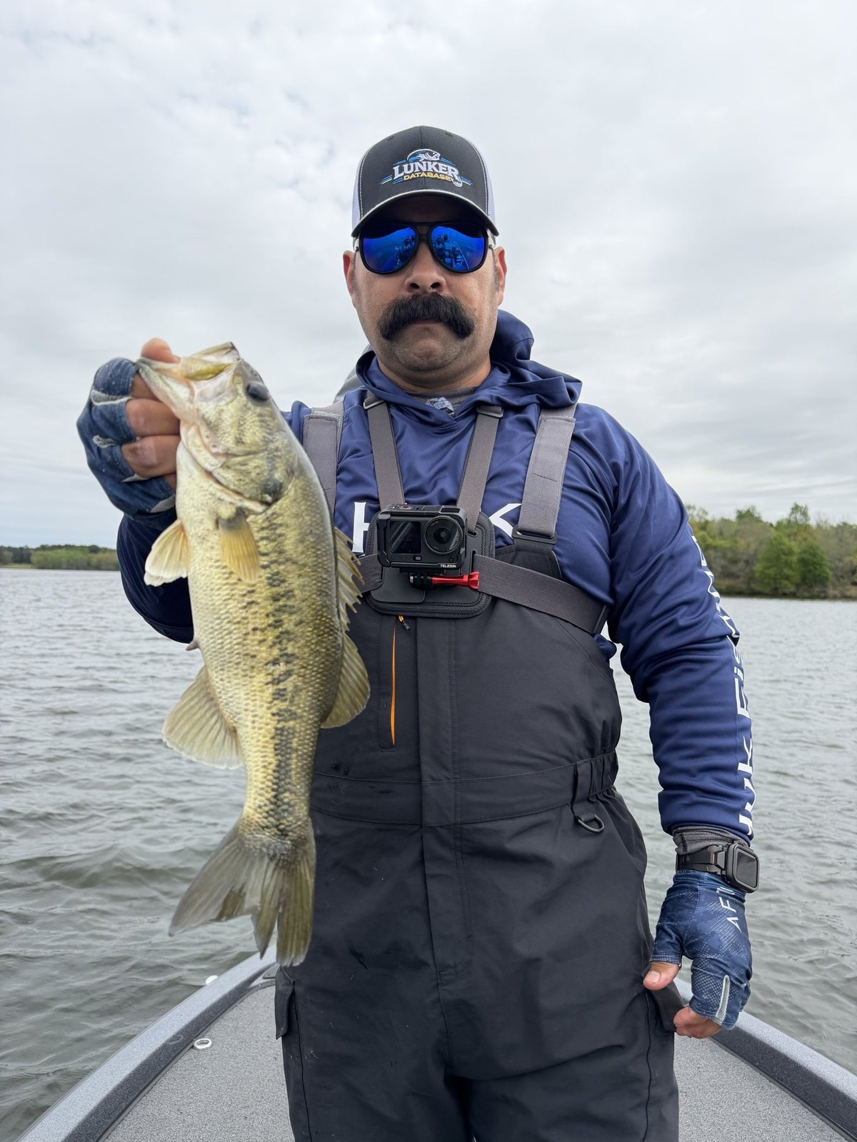 Largemouth Bass · 1 lbs 8 oz