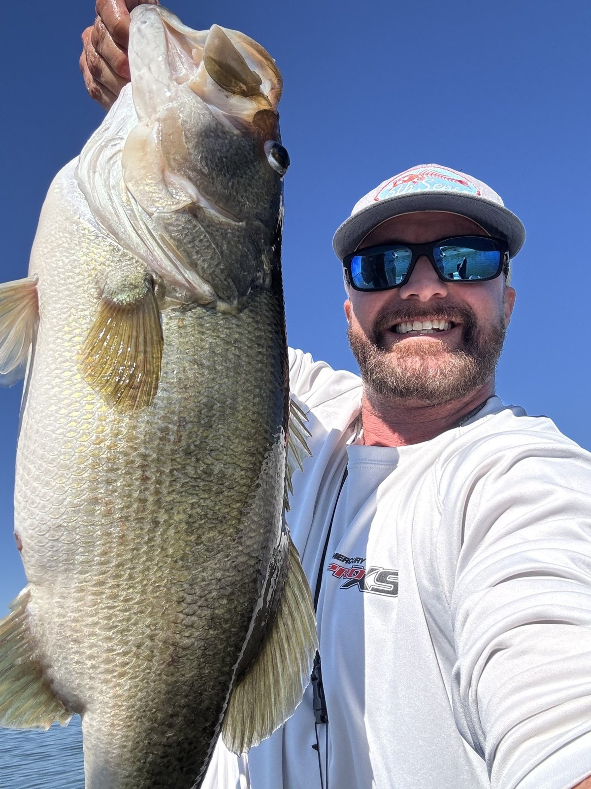 Largemouth Bass · 9 lbs 9 oz