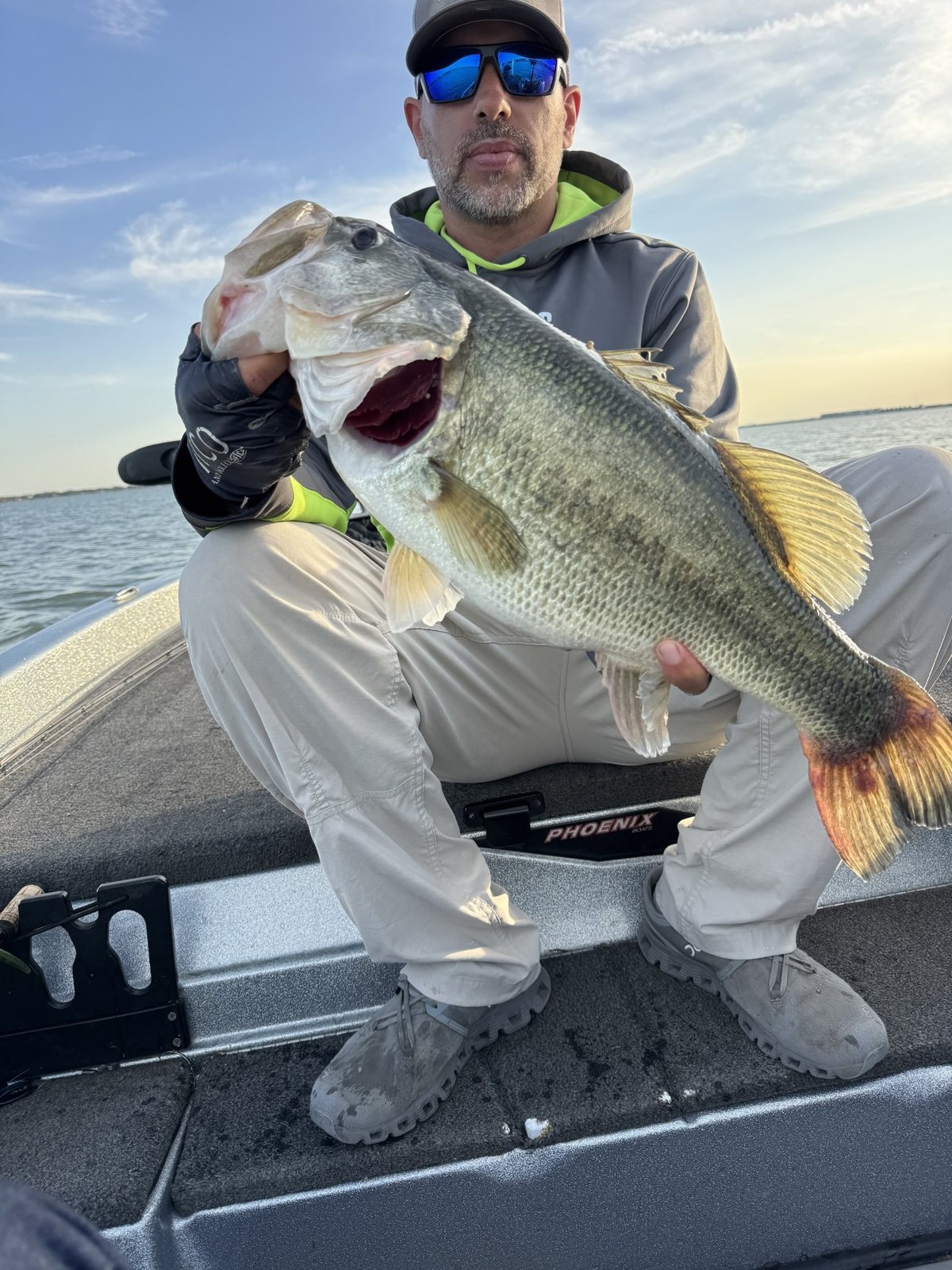 Largemouth Bass · 8 lbs 4 oz