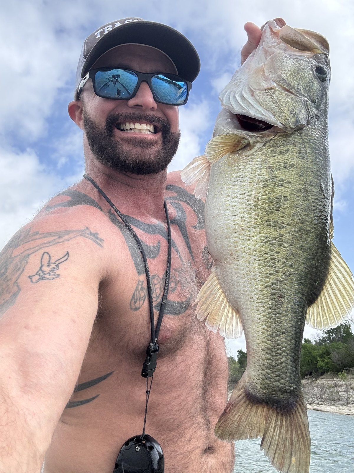 Largemouth Bass · 8 lbs