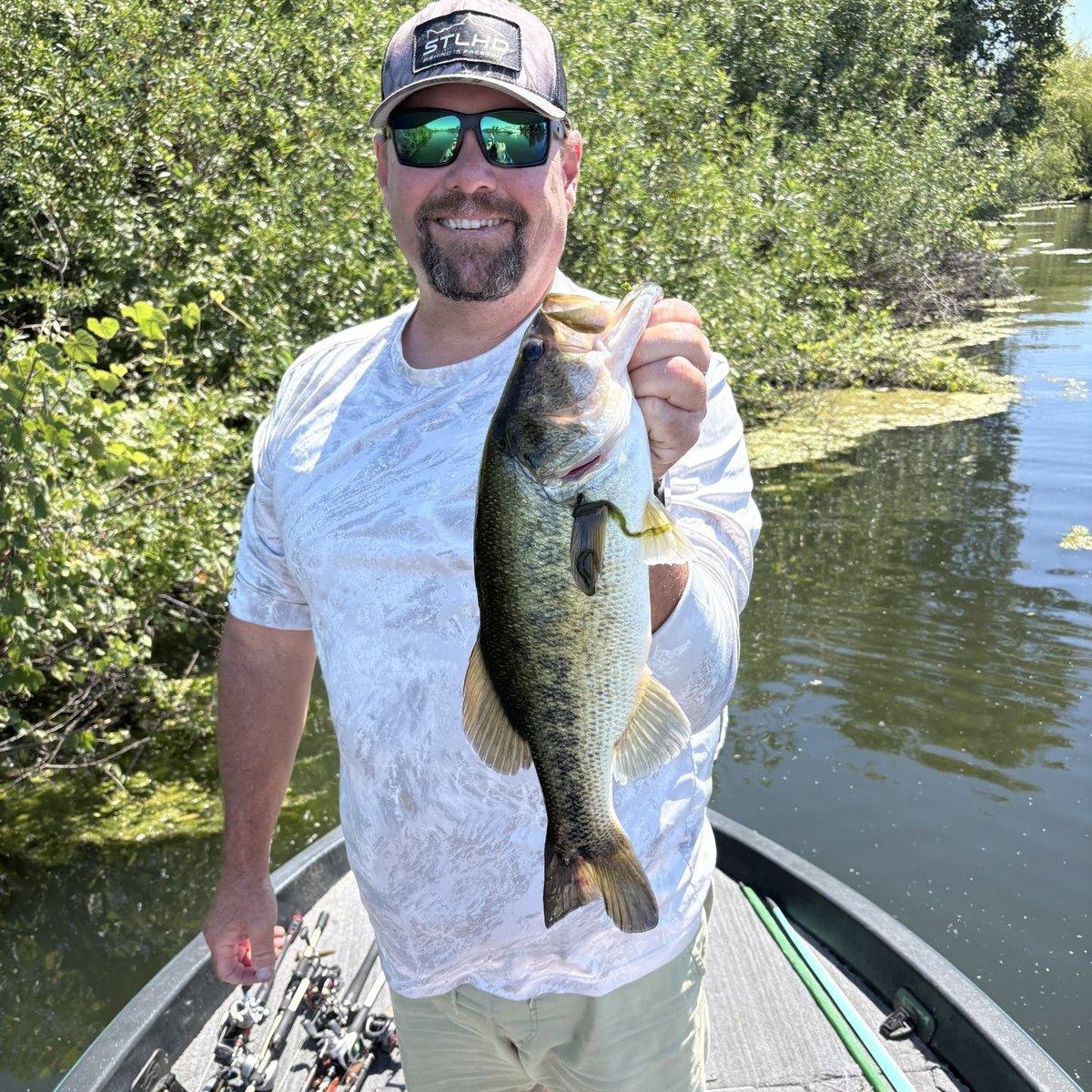 Largemouth Bass — 2 lbs 9 oz