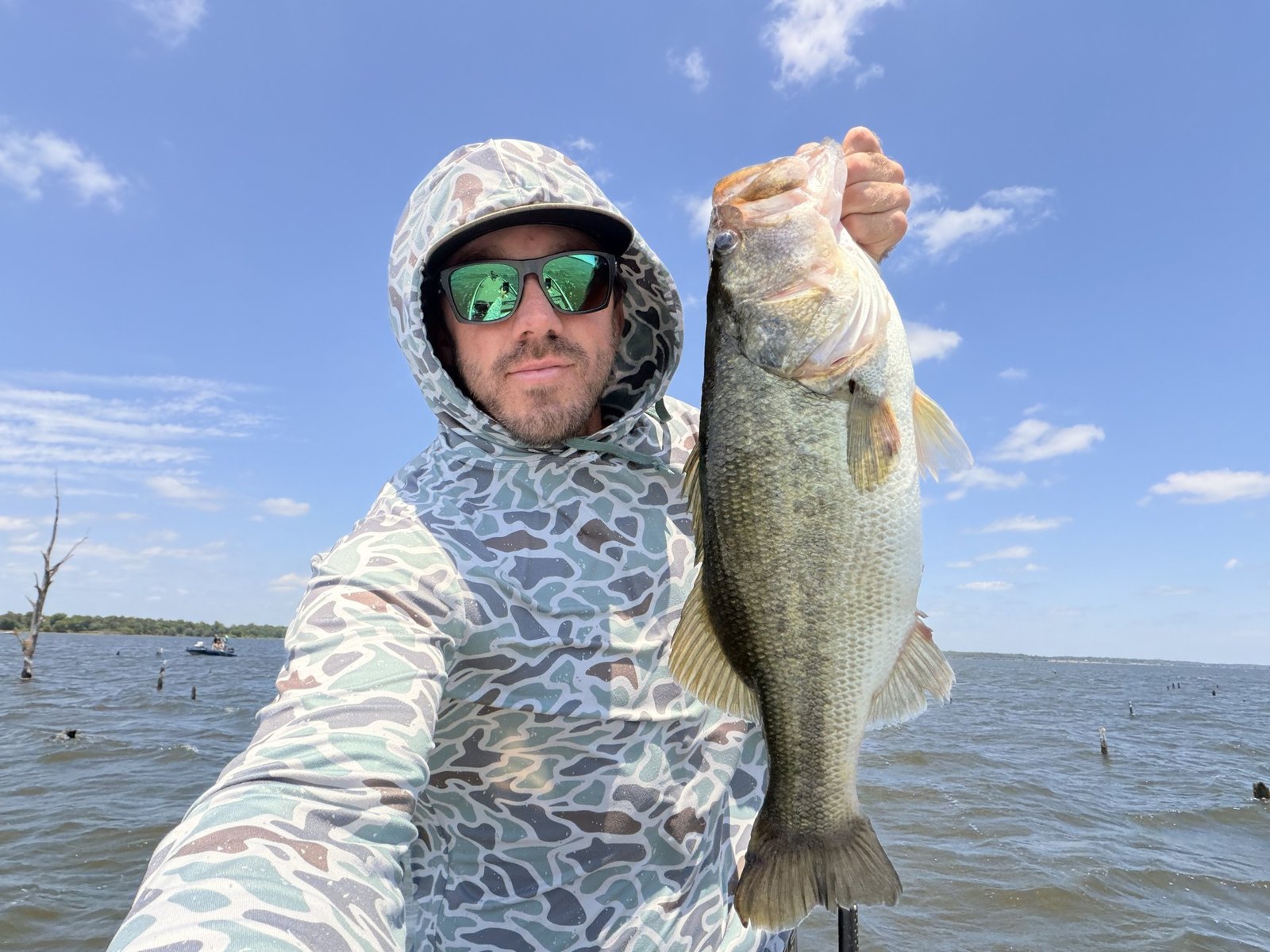 Largemouth Bass · 7 lbs 4 oz