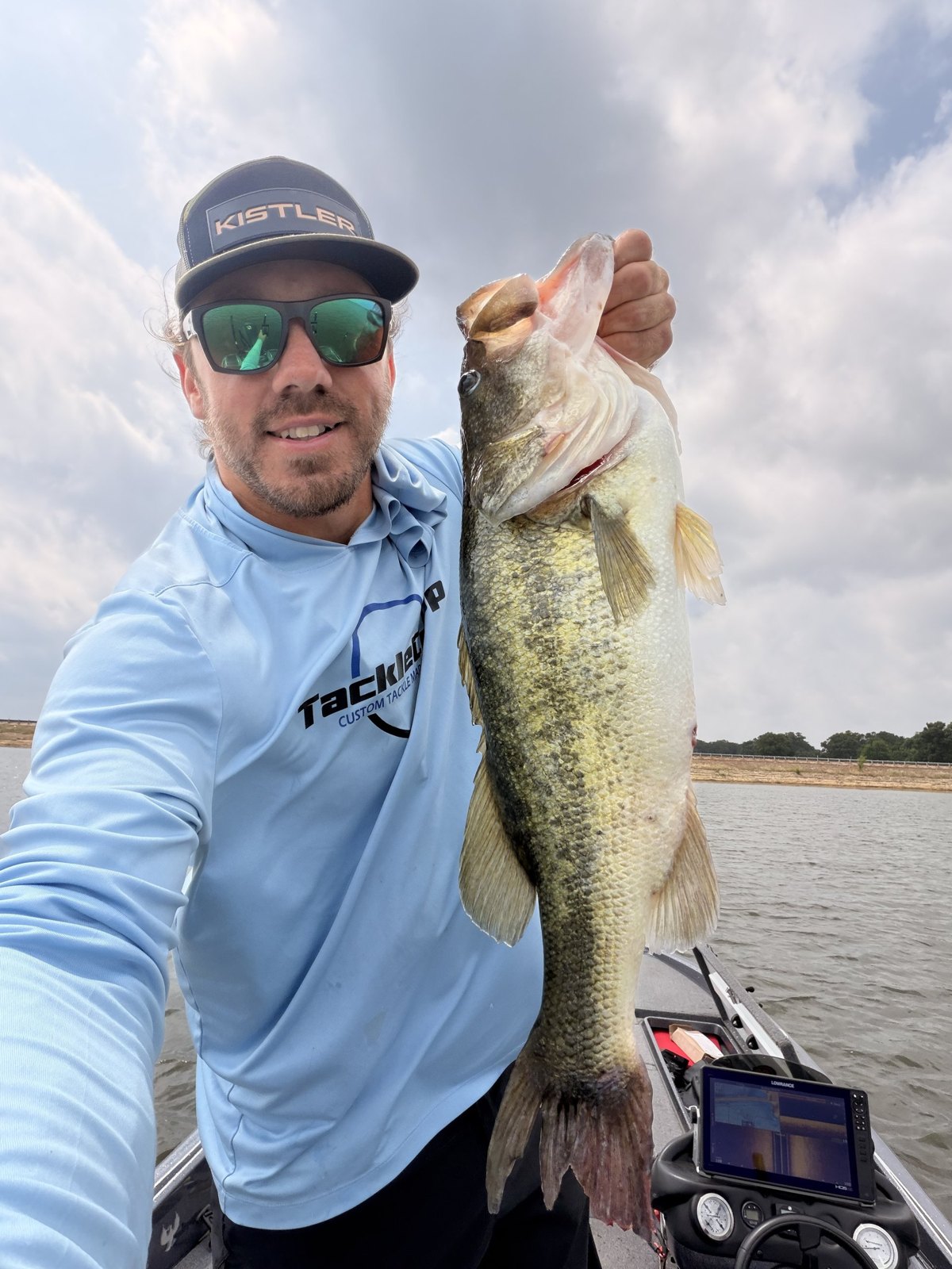 Largemouth Bass · 7 lbs 10 oz