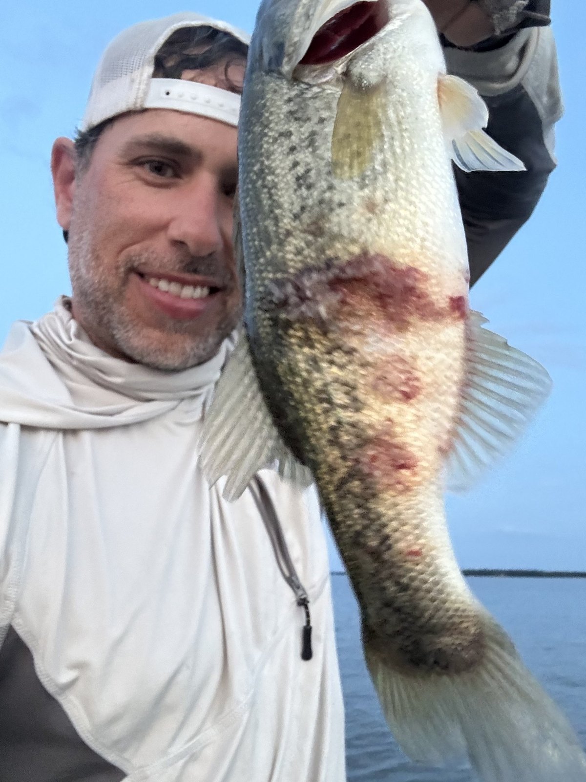 Largemouth Bass · 1 lbs 9 oz