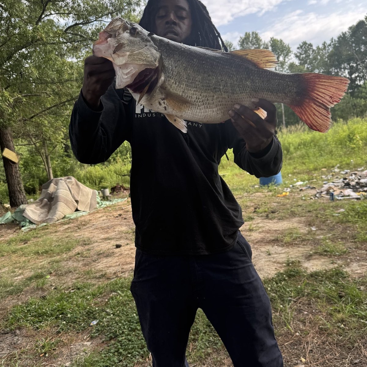 Largemouth Bass — 8 lbs 5 oz