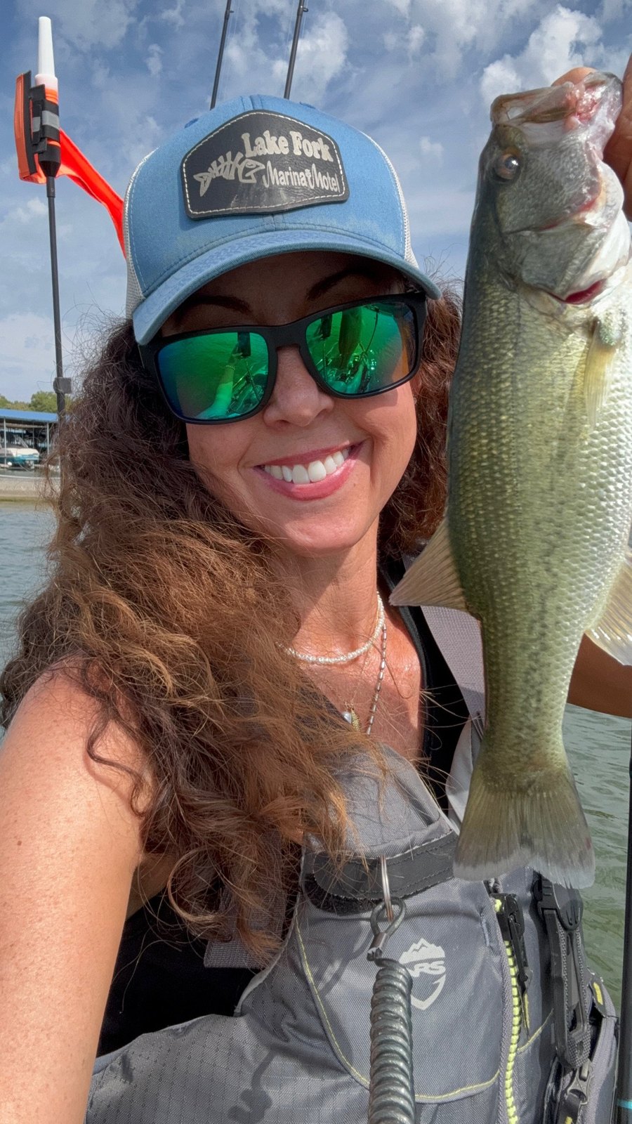 Largemouth Bass · 1 lbs 5 oz