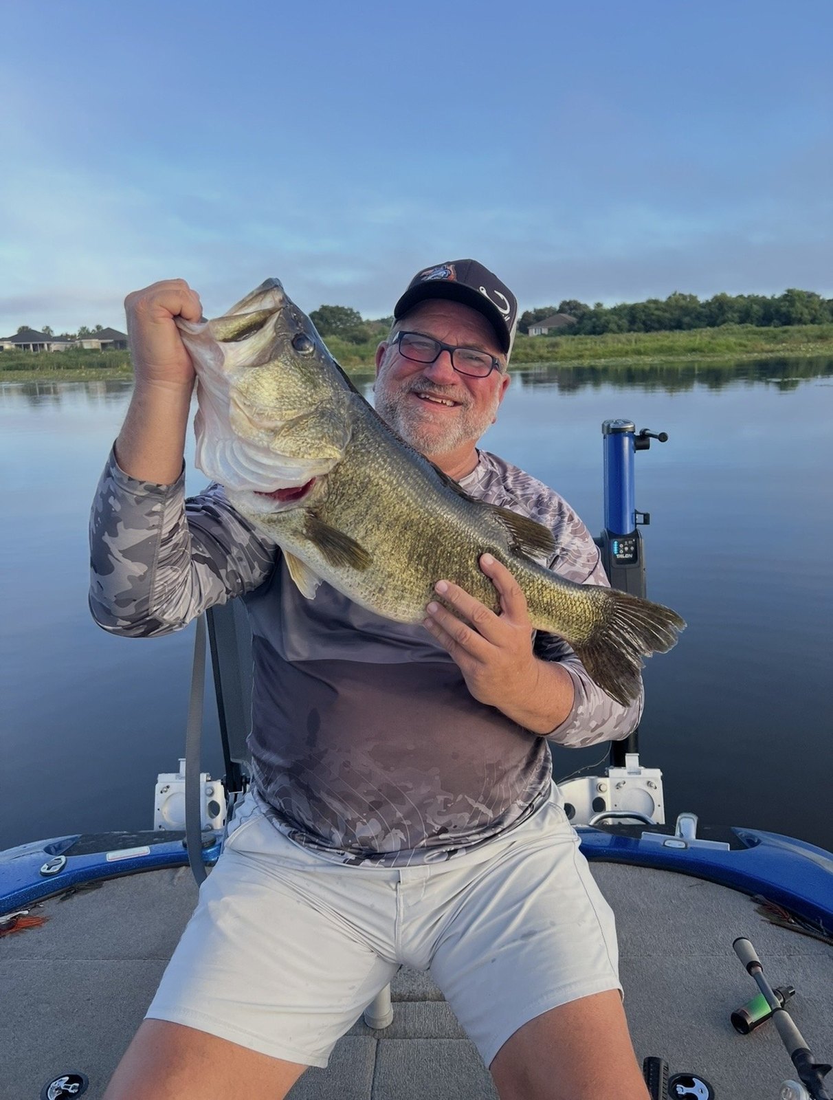 Largemouth Bass · 10 lbs 9 oz