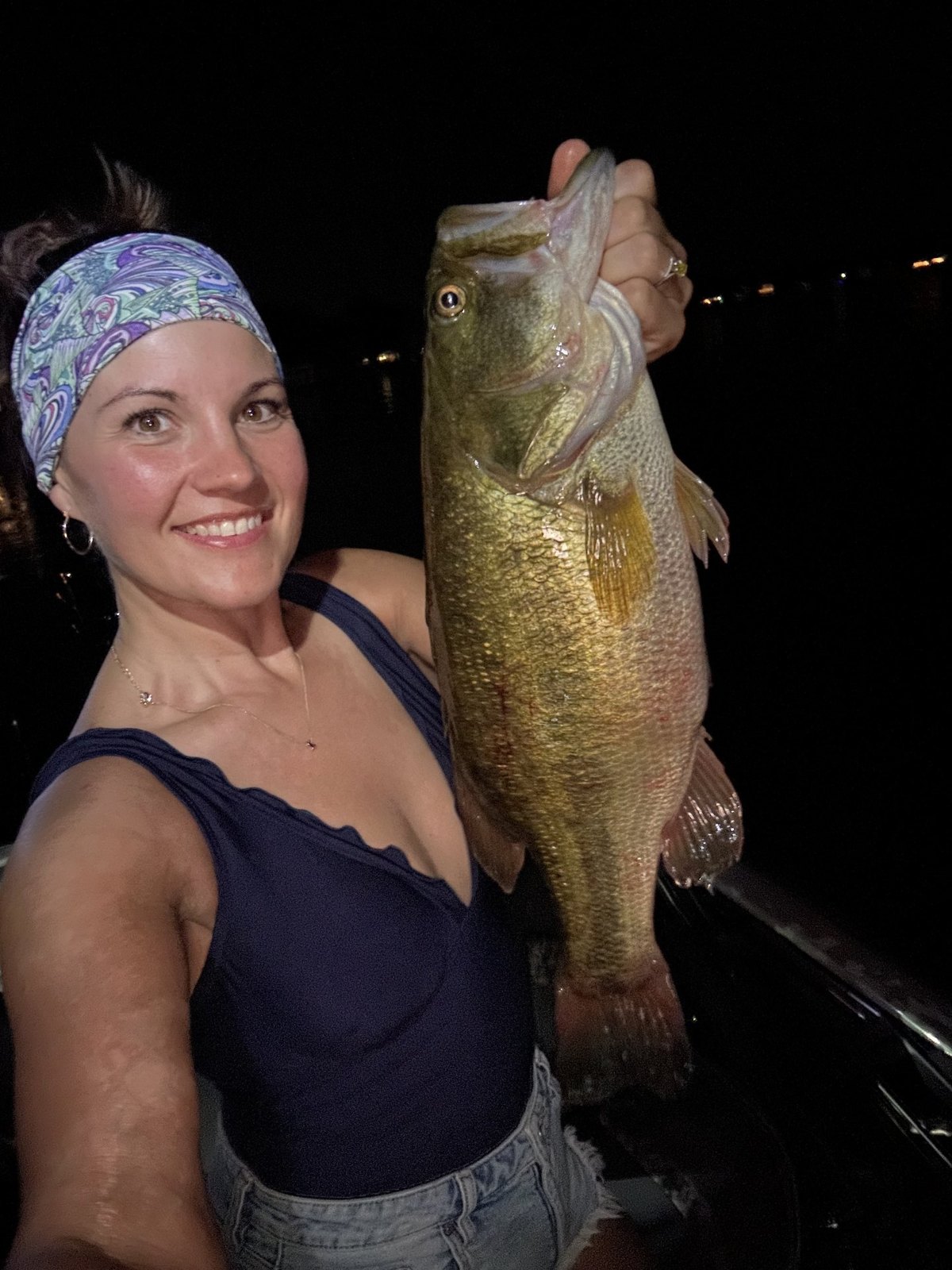 Largemouth Bass · 5 lbs 5 oz