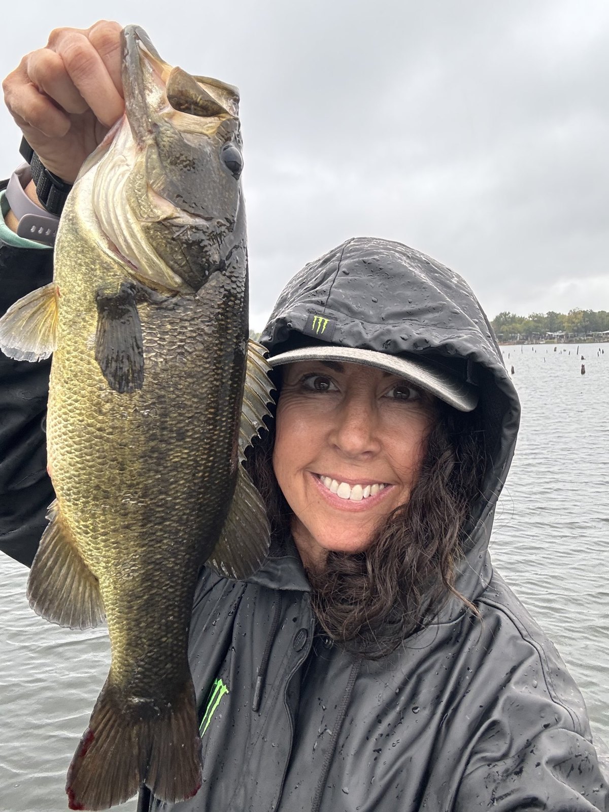 Largemouth Bass · 2 lbs 6 oz