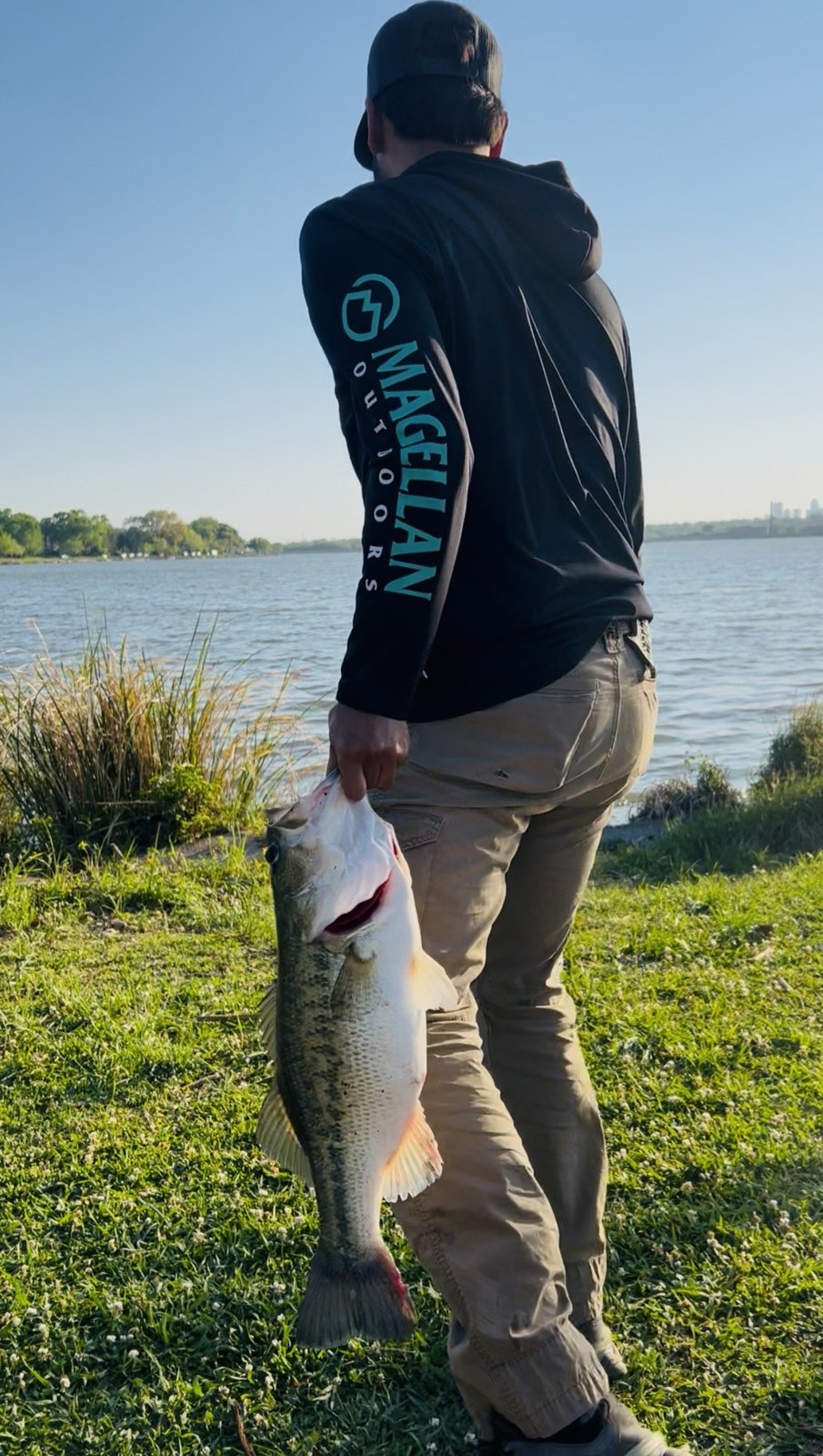 Largemouth Bass · 7 lbs 4 oz