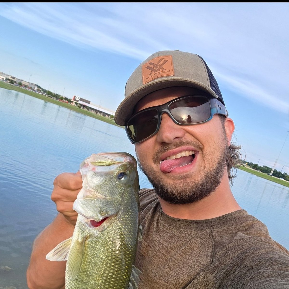 Largemouth Bass — 4 lbs